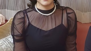 同窓会帰りの友達同士 さとみ＆れいや